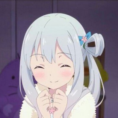 张子枫手臂都是伤疤